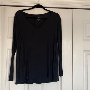 Hollister Long Sleeve V-neck Tee